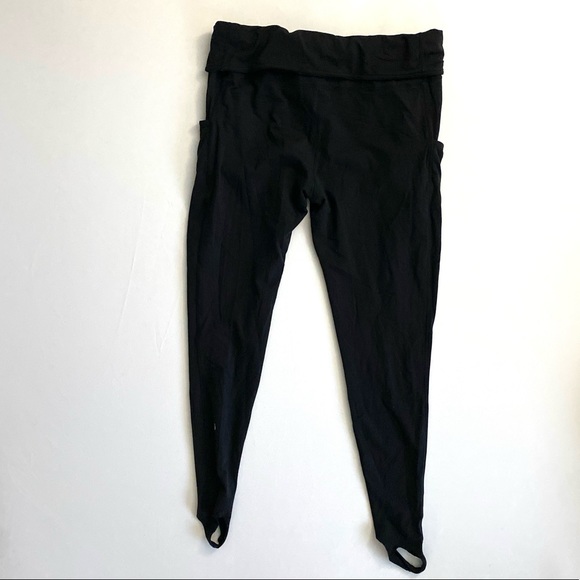 Lululemon | Lululemon Stirrup Yoga Pants gathered waist with tie, black, size 6 - Picture 2 of 6